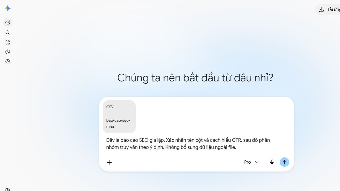 Cách dùng Gemini phân tích báo cáo SEO từ file CSV: nhập yêu cầu mẫu